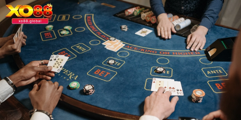 Giới thiệu chung về trò chơi bài baccarat và luật chơi baccarat